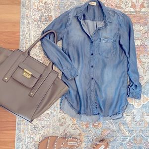 Bella Dahl denim shirt